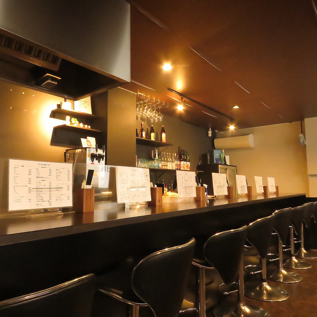 空中階にありますので隠れ家的な要素を兼ねそろえたお店です！