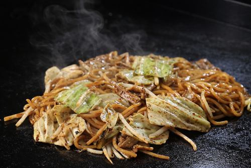 我们将提供大阪烧和铁板烧！