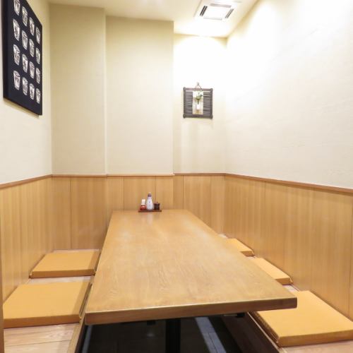 소인원 연회에 사용할 수 있는 개인실 있음