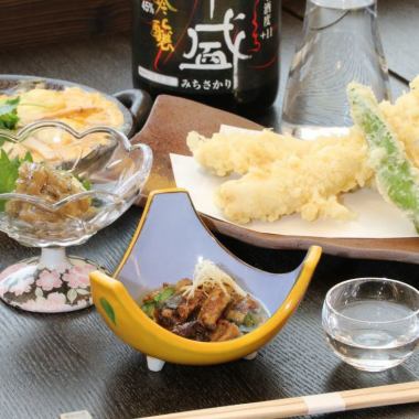 【特撰コース】前菜,若竹椀,鰆ふ木の芽焼き,合鴨ロースト,天ぷら,国産蕎麦など料理長自信作