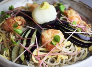 揚げ茄子小海老（温／冷）