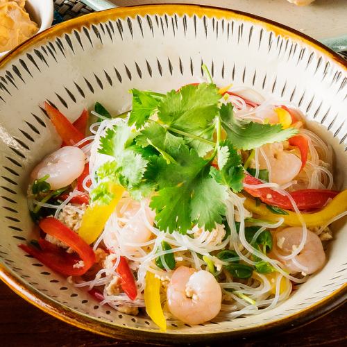 酸味のある春雨サラダ　ヤムウンセン