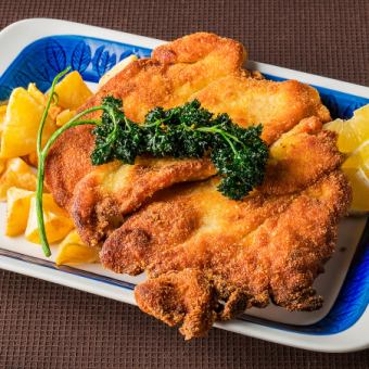 Dinner buffet + soft drink bar 2,800 yen (tax included) *For reservations made after October 15th