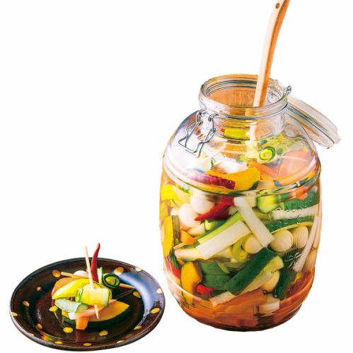 Simple but very popular "Homemade pickled root vegetables"