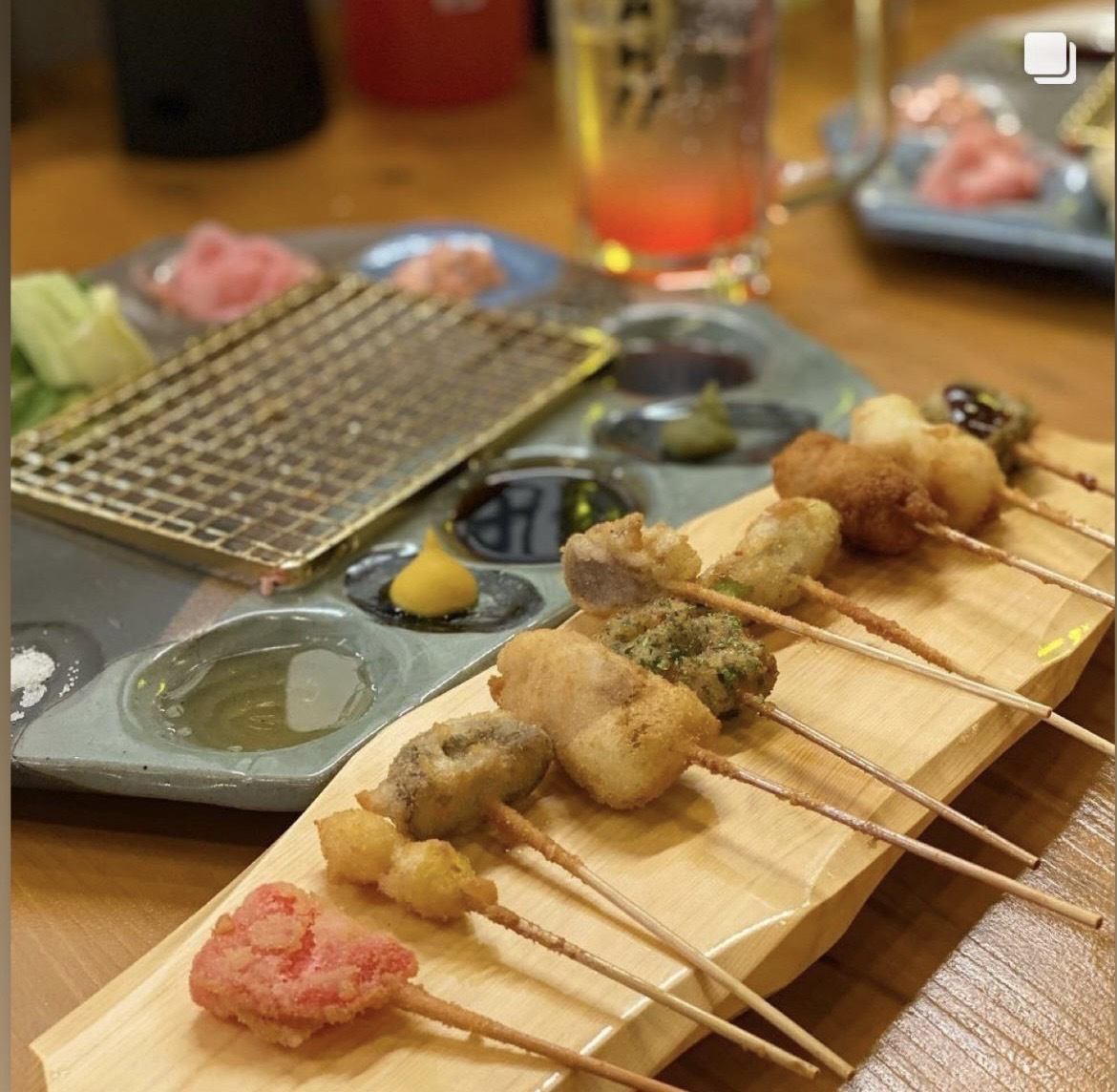 You can enjoy Kyoto-style deep-fried skewers in an Instagram-worthy interior♪