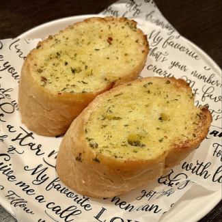 Garlic toast (2 slices)