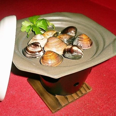 Clams steamed in sake