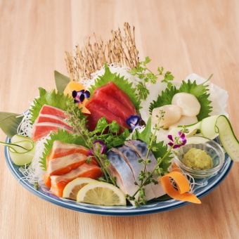 Assortment of 5 kinds of sashimi
