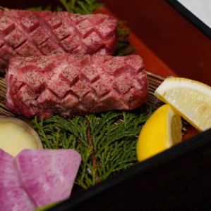 厚切りマンゴータン