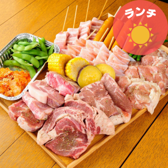 ランチタイムにがっつりステーキ肉盛りプレート★2時間飲み放題＆カラオケ歌い放題付♪