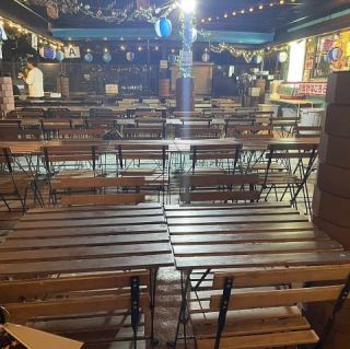 少人数の飲み会からグループ宴会まで、幅広いシーンで利用可能です。天満橋を一望できる開放感抜群のロケーションを楽しみませんか?席を組み合わせて大人数にも対応できるので宴会のご予約も大歓迎です!