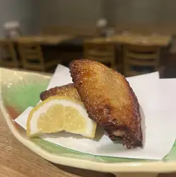 レモンガーリック手羽先の唐揚げ 2ヶ