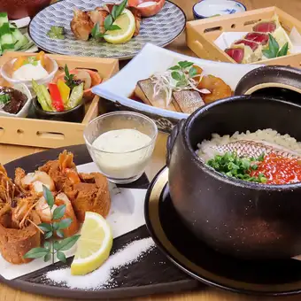 【想作を堪能】豪華刺盛5種や黒毛和牛ローストビーフ、名物土鍋御飯等全9品2時間飲み放付6000円