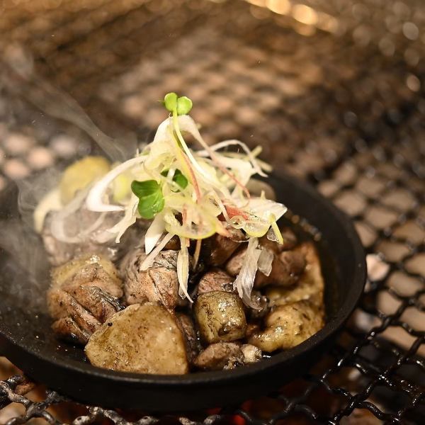 [Charcoal-grilled Miyazaki chicken] Branded chicken delivered directly from farms in Miyazaki to the restaurant! Freshness is popular!