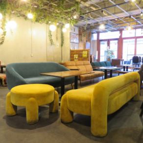 Relax on the comfortable sofa seats as if you were in your living room at home.