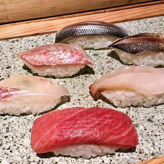 弥栄の握りおまかせ12貫