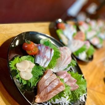 【前日までに要予約】少し贅沢に♪全9品+120分生ビール付き飲み放題6000円(税込)～