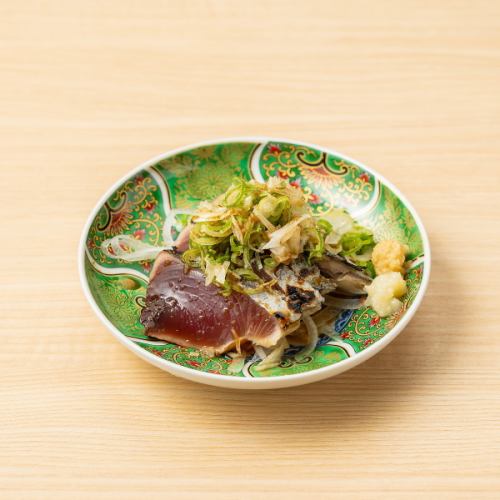 カツオのたたき薬味まみれ