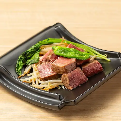 生牛肉牛排