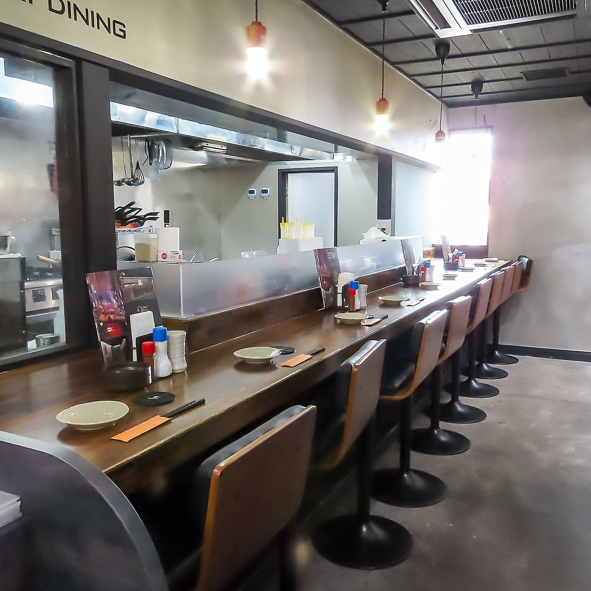 お仕事帰りのサク飲みにいかがですか？