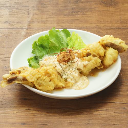 はみだしチキン南蛮★器からはみだす、手のひらサイズのどでかいチキン南蛮