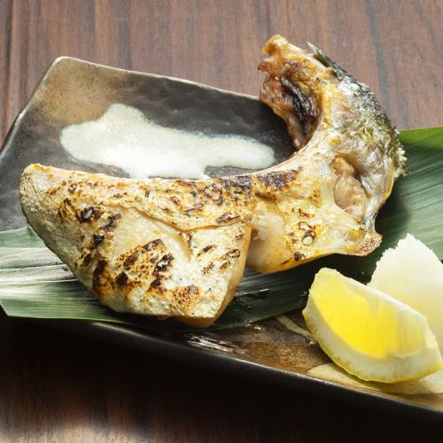 本日のカマ塩焼き／その日さばいた鮮魚のカマ。売り切れ御免の数量限定です