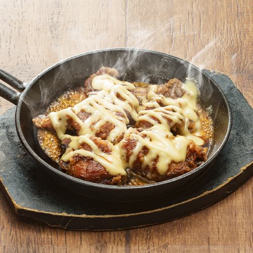 濃厚チーズビ――――ム!!!の鉄板ヤンニョム焼きから揚げ