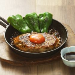 코리 코리 난코 츠 현지 닭 쓰쿠네 / 토종 닭 민치 사용! 지방의 맛이 다릅니다!
