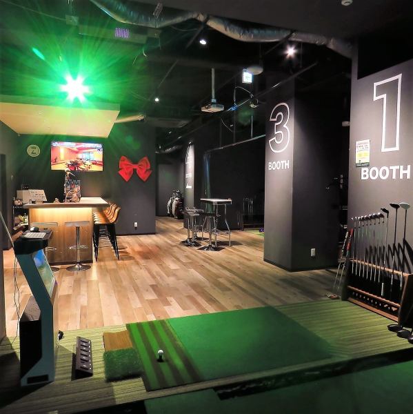 Our store can accommodate a large number of people ◎ The healing space where you can relax slowly is irresistible ... You can practice golf with the latest equipment without being affected by the weather! Recommended for people ♪