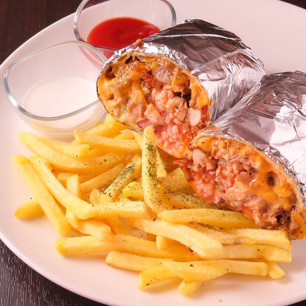 マンチーズブリトー　ポテト付き