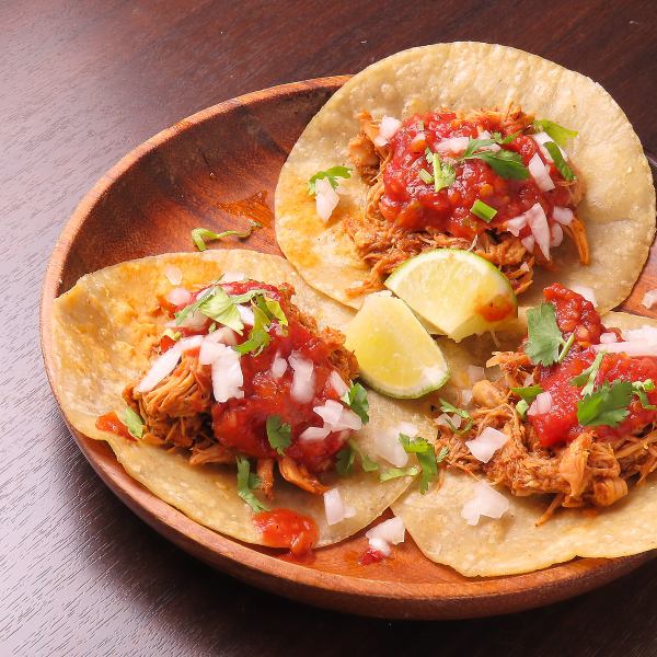 タコスのリニューアルしました！『タコス　4枚』