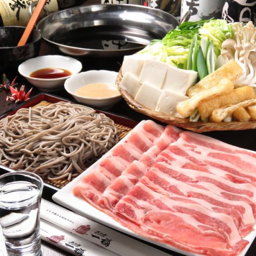 Enjoy Izumo with maitake mushroom tempura delivered directly from Shimane, and pork shabu-shabu and soba noodles served with soba soup [Tonbara course [with all-you-can-drink] 4,700 yen]