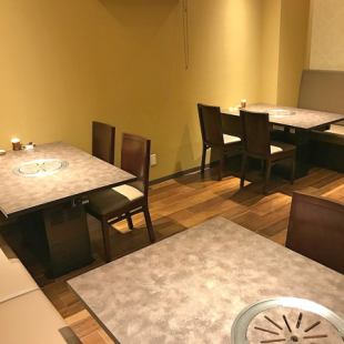 2F seat is space that is most suitable for entertaining and family meal ☆