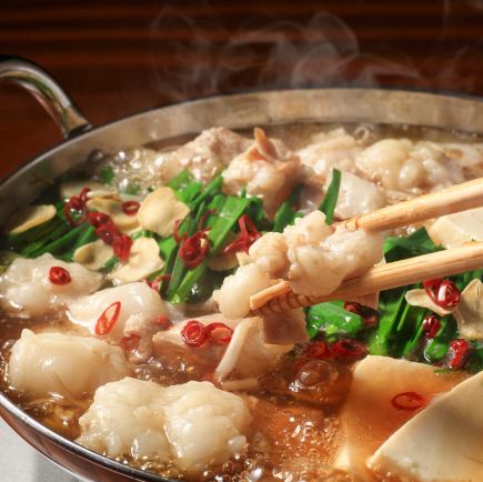 ◇Selectable Hot Pot Course◇Selectable hot pot (Mizutaki hot pot, Motsunabe, Mentaiko motsunabe) and 7 other dishes, 2.5 hours all-you-can-drink included, 4,000 yen (tax included)