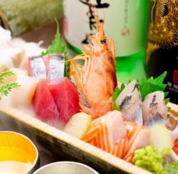 【看板メニュー】かなで海鮮物語(おさしみ5種盛)