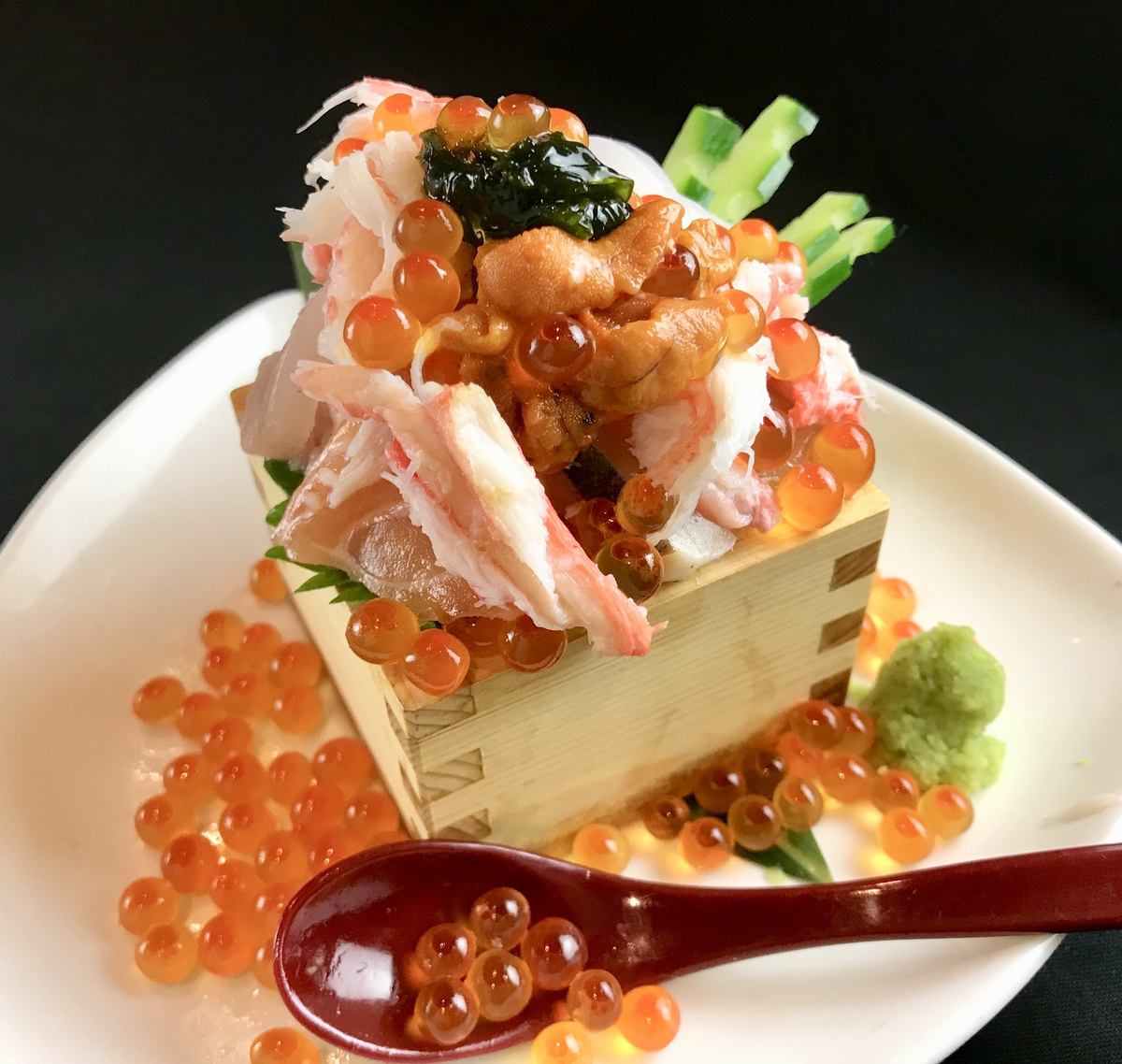こぼれいくら海鮮枡盛りもかなで名物⭐︎