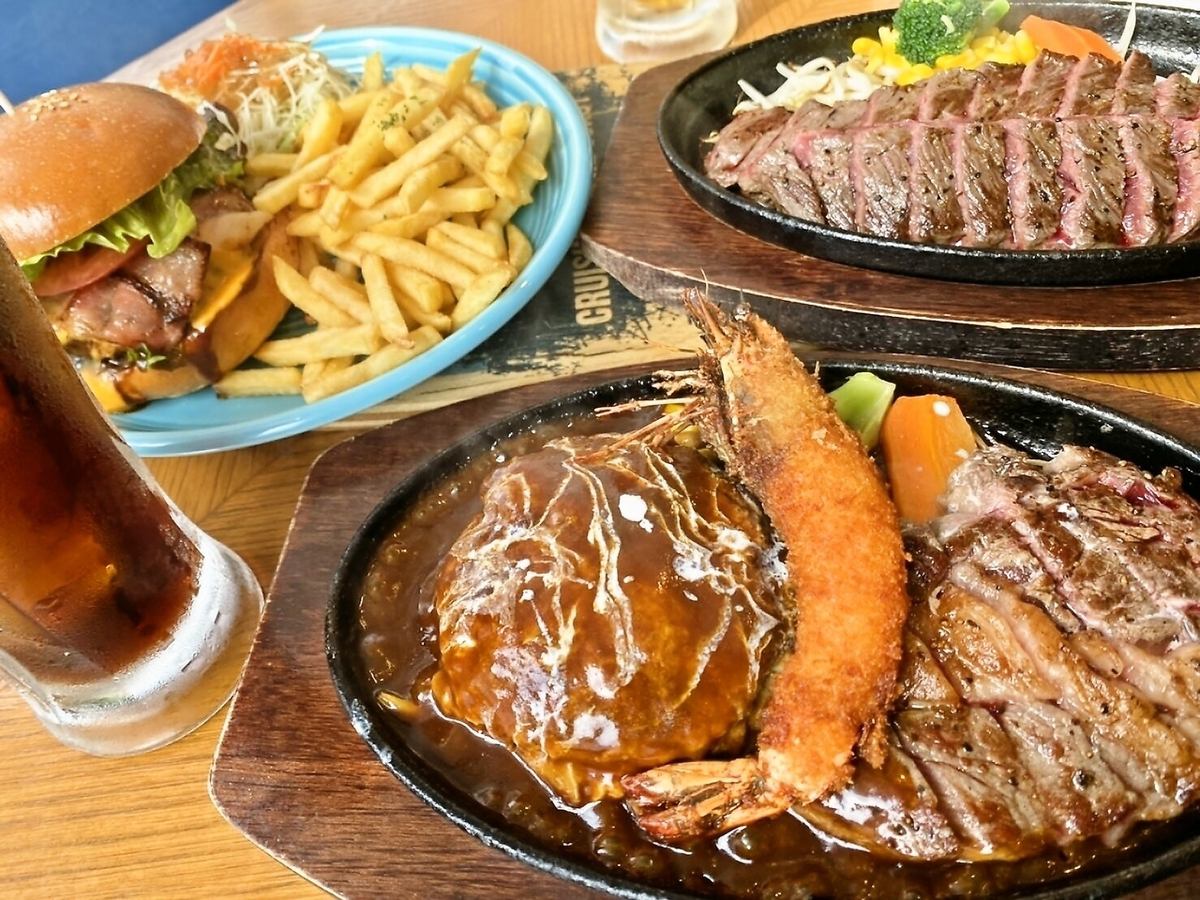 祖恩堡新開了一家店!店內環境優美,綠意盎然,營造出花園般的氛圍。