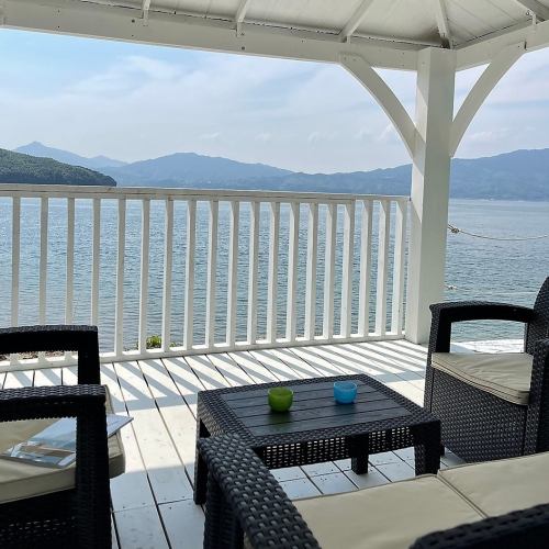 A seat where you can fully enjoy Hawaii in Setouchi ♪