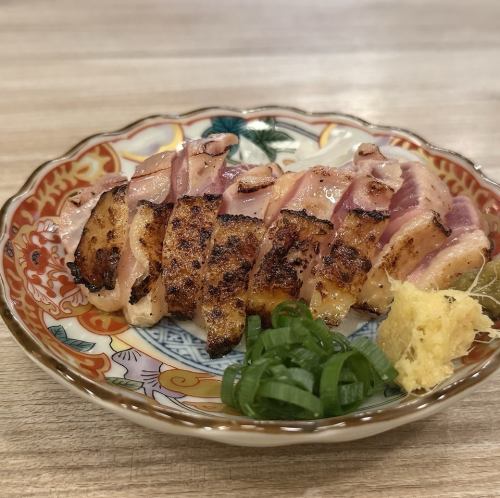【オープン記念★】大特価ッ！　地鶏のたたき　680円