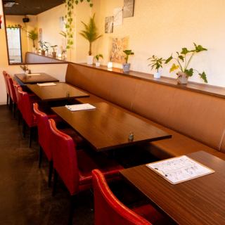 ご宴会や飲み会利用にぴったり◎各種ご宴会に最適な広々テーブル席です♪