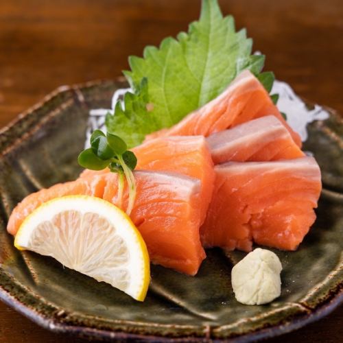 お姉ちゃんの大好物！サーモンのお造り/炙りサーモンネギマヨポン酢