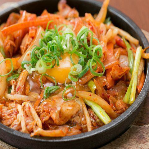 ここでもやっぱりB・K・I(豚キムチ炒め)
