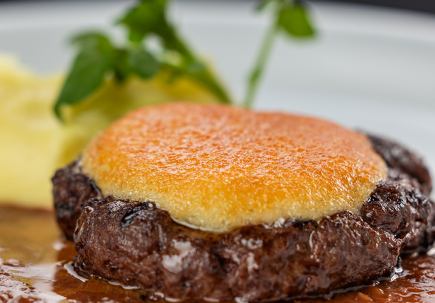 ◆ランチ平日【夏のスープ付きランチセット】前菜/スープ/メイン/デザート+乾杯ドリンクサービス