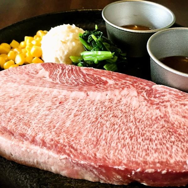 【NEW!】 쇠고기 스테이크 1 장 150g! 다른 곳에서는 먹을 수 없다?!