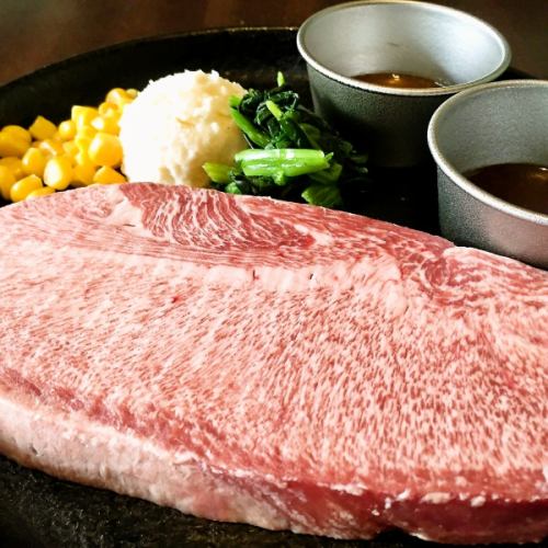 【NEW!】 쇠고기 스테이크 1 장 150g! 다른 곳에서는 먹을 수 없다?!
