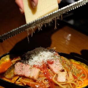 みんな大好き鉄板ナポリタン