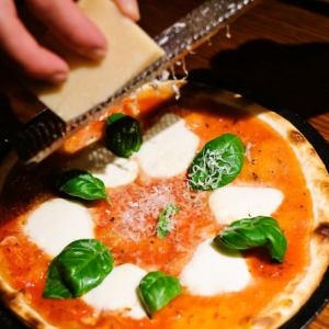 定番マルゲリータ ～クリスピー生地～