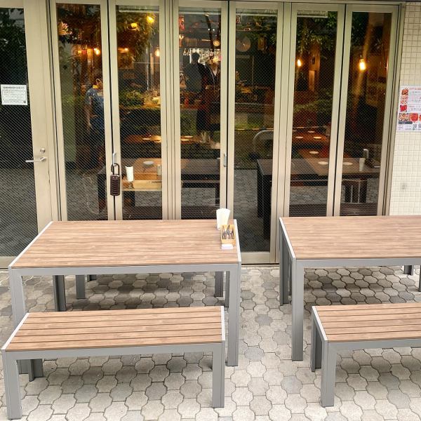 【テラス席】最大14名様までOKのテラス席ご用意しております。もちろんわんちゃんOK！！2テーブルの特別なお席です。ご希望のお客様はお早目にご予約下さい。