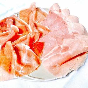 美味しいハム2種盛り合わせ