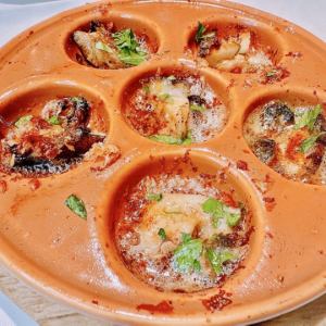 丸ごとアワビ出汁バターオーブン焼